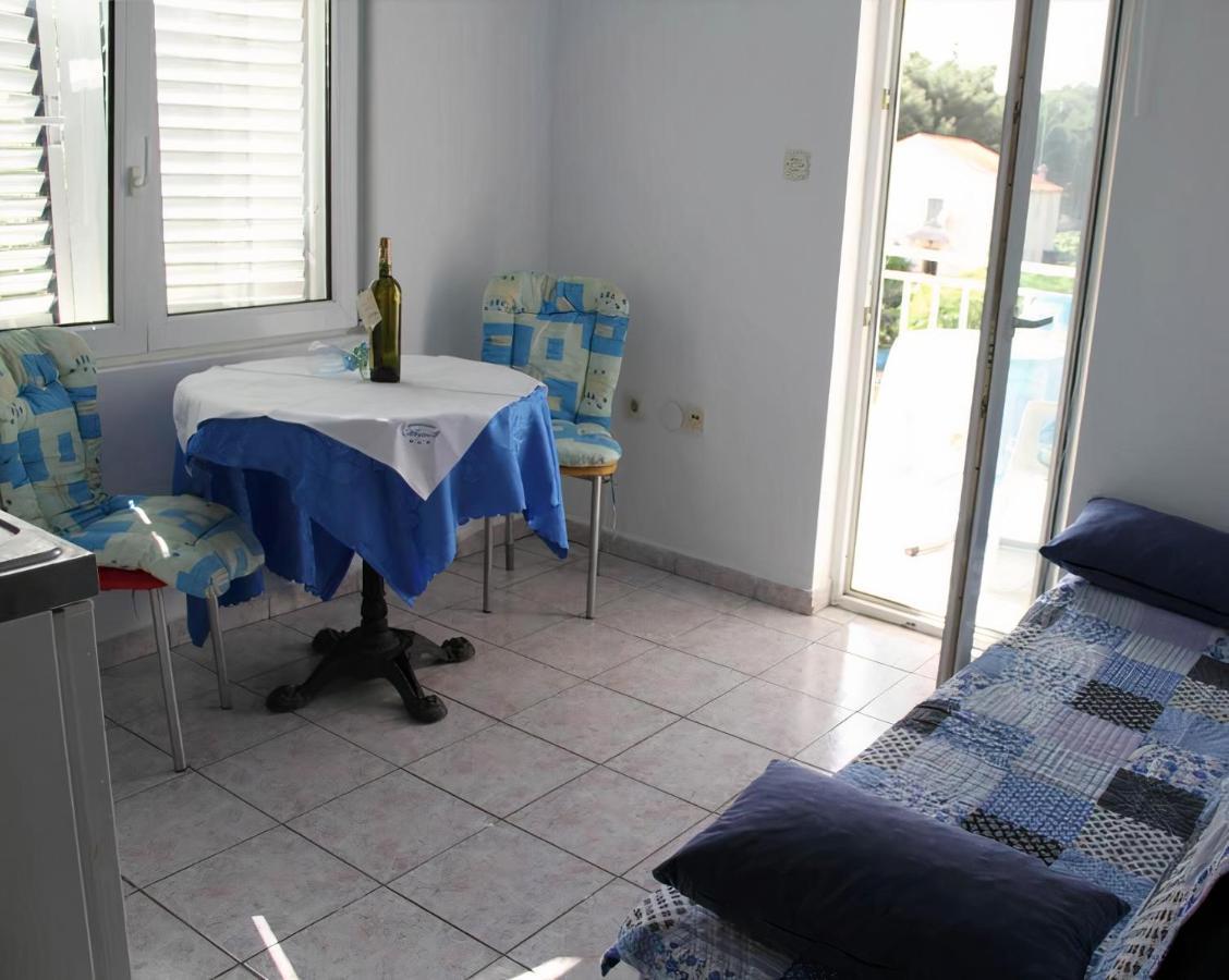 גראדאץ Apartmani Anitas מראה חיצוני תמונה